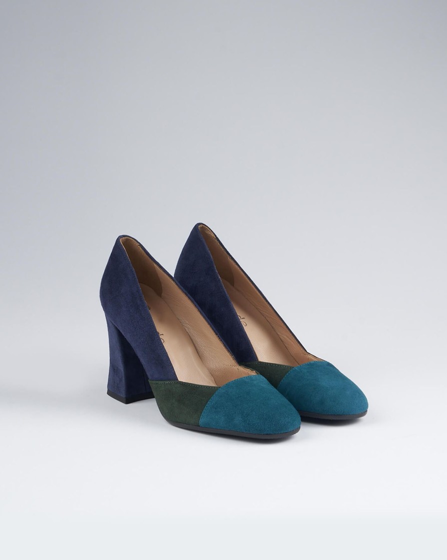 Footwear SUEDE | Cassiopea